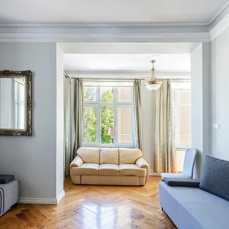 Grand Happy Hours Sopot